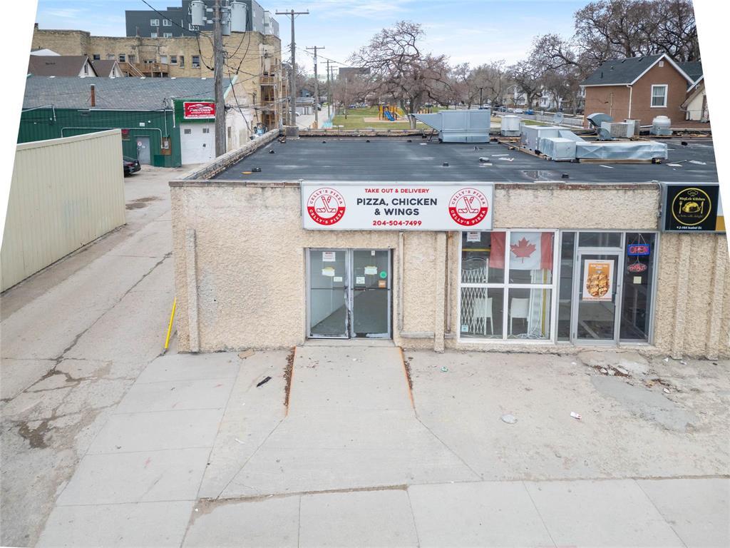 1 164 Isabel Street