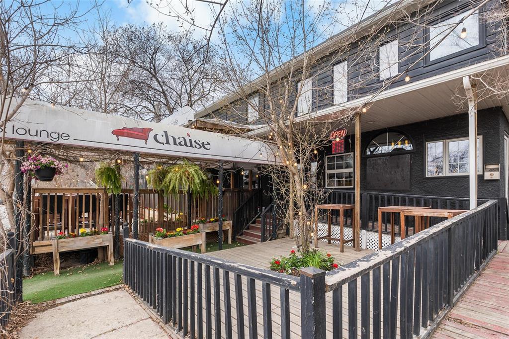 271 Provencher Boulevard