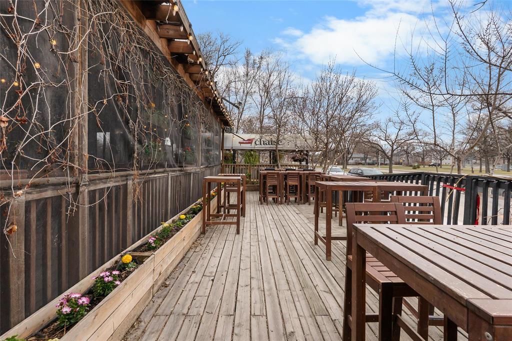 271 Provencher Boulevard