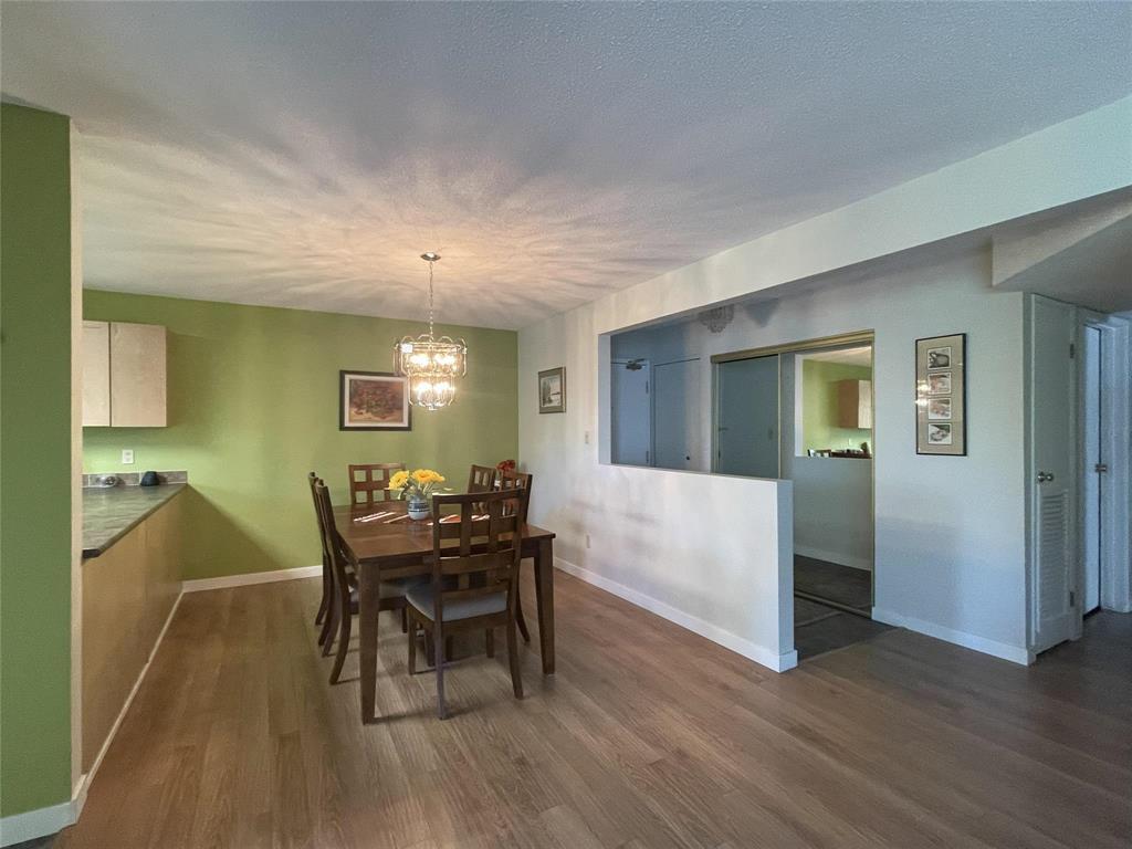 210 60 Dunkirk Drive