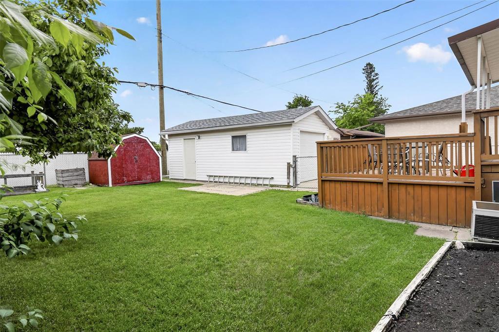 30 Vincent Massey Boulevard
