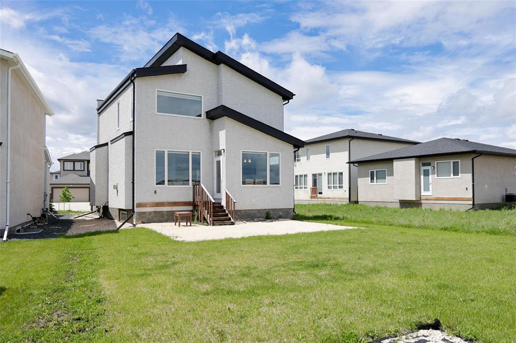 117 Douglas Henning Bay