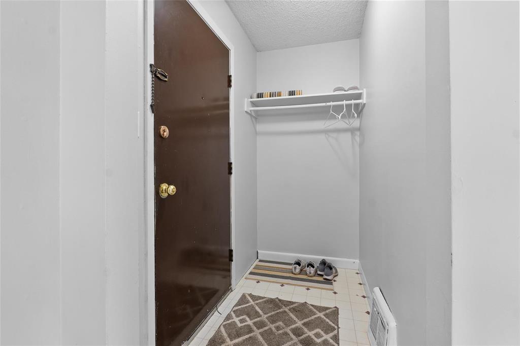 114 7TH S Street