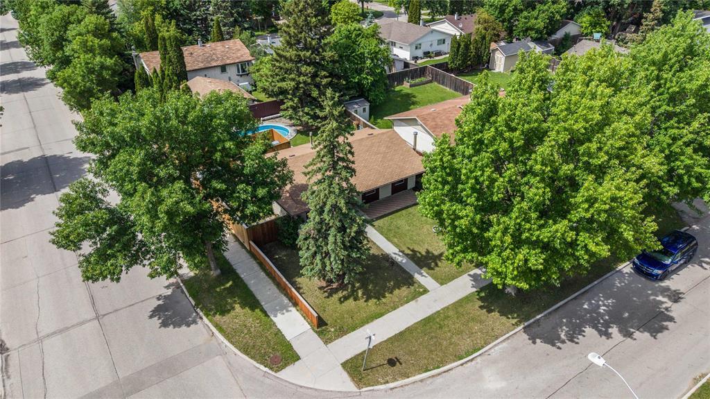 3 Chornick Drive