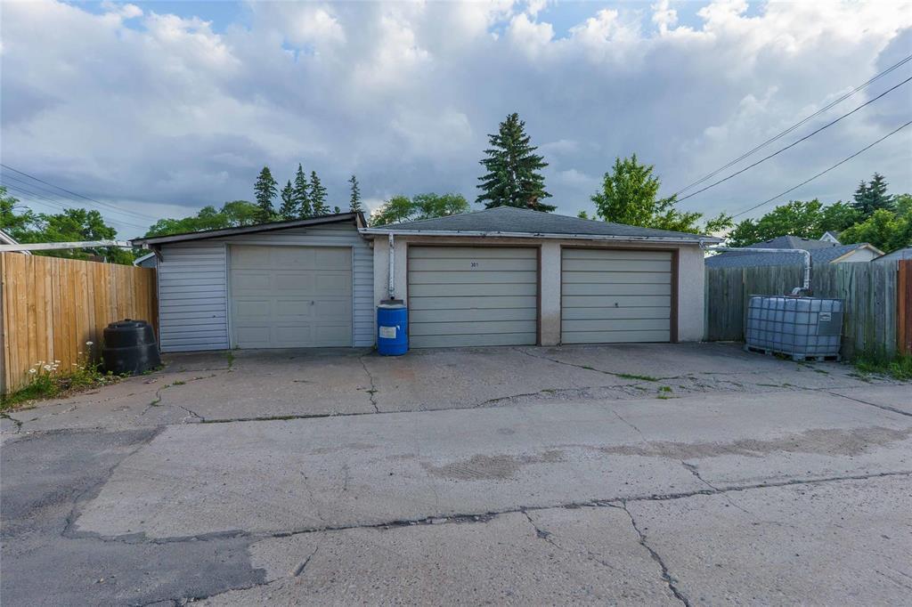 301 Kingsford Avenue