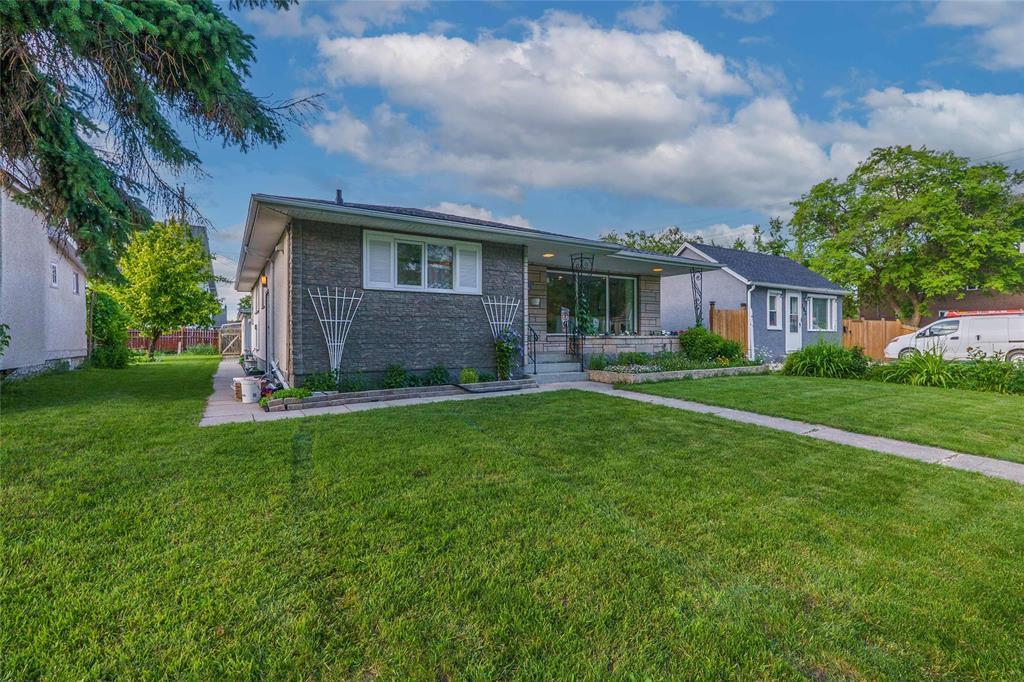 301 Kingsford Avenue