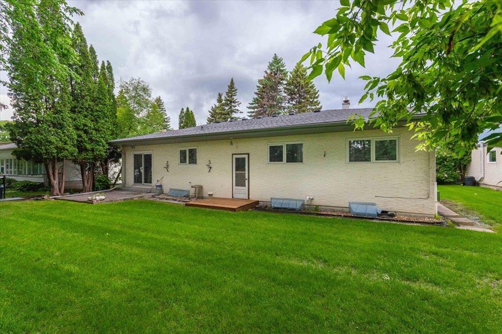118 Thatcher Drive