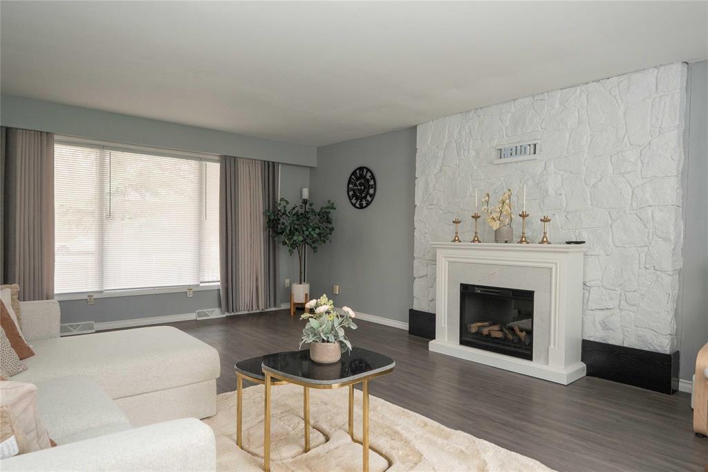 277 Oakdale Drive