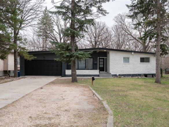 277 Oakdale Drive