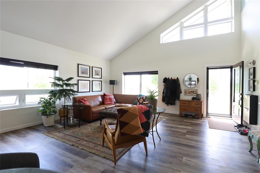 645 Chrypko Drive