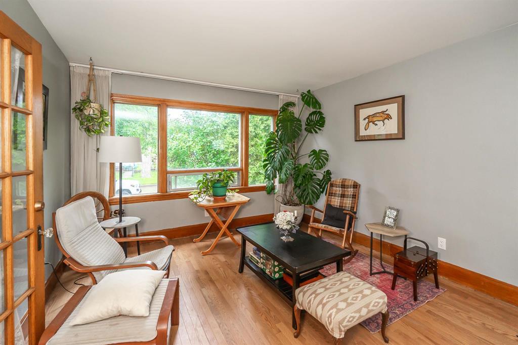39 Martin Avenue W
