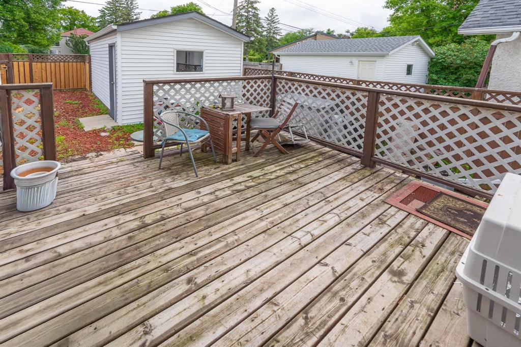 39 Martin Avenue W