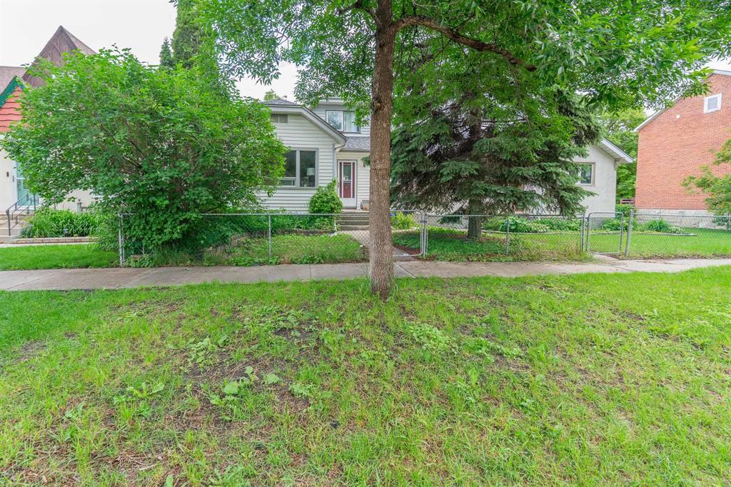 39 Martin Avenue W