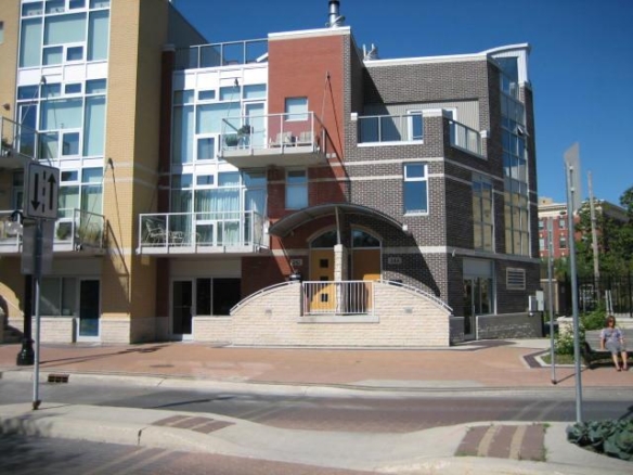 228 Waterfront Dr