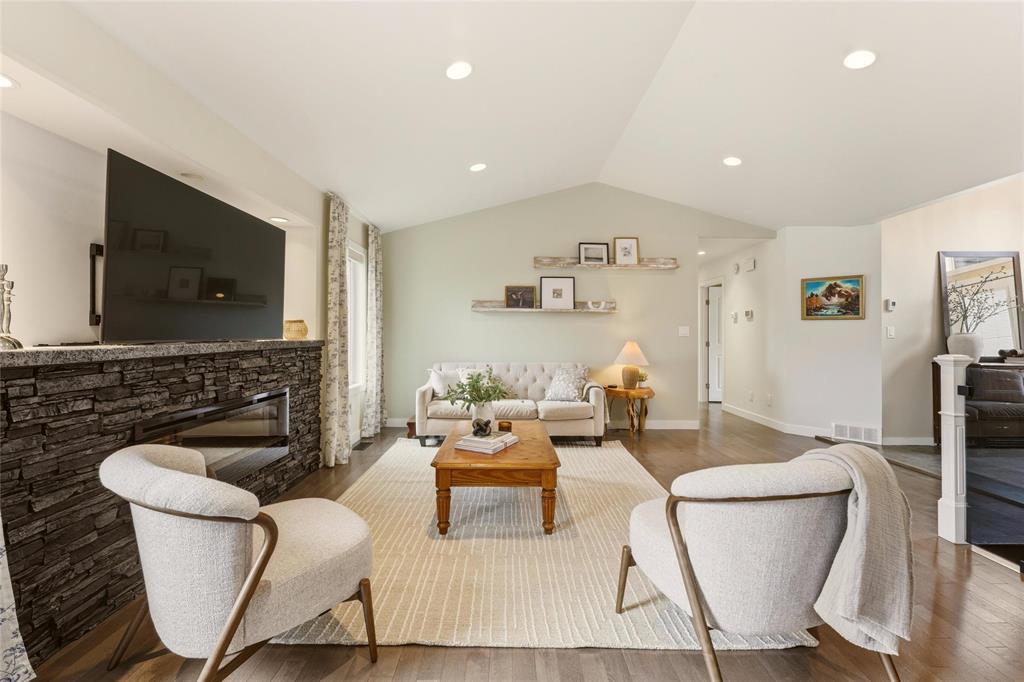 24 MILLAR Drive
