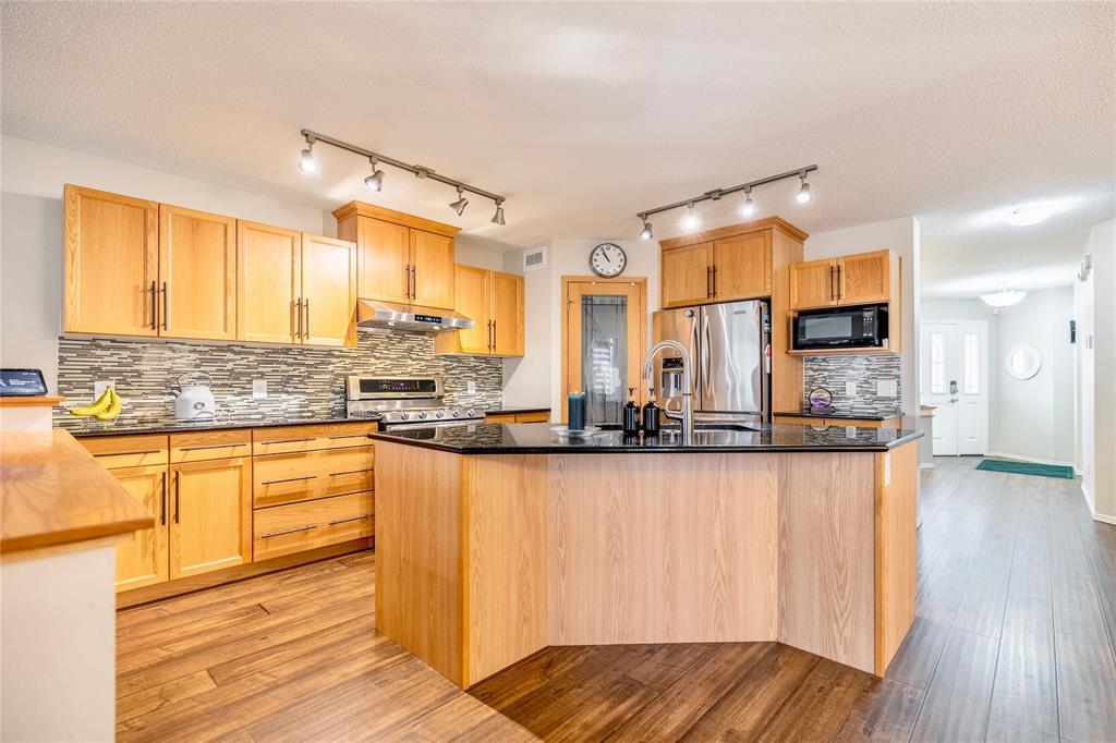 11 250 Amber Trail