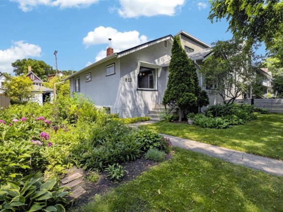 613 Mulvey Avenue