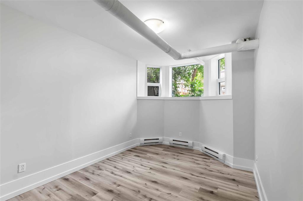 13 52 Fawcett Avenue