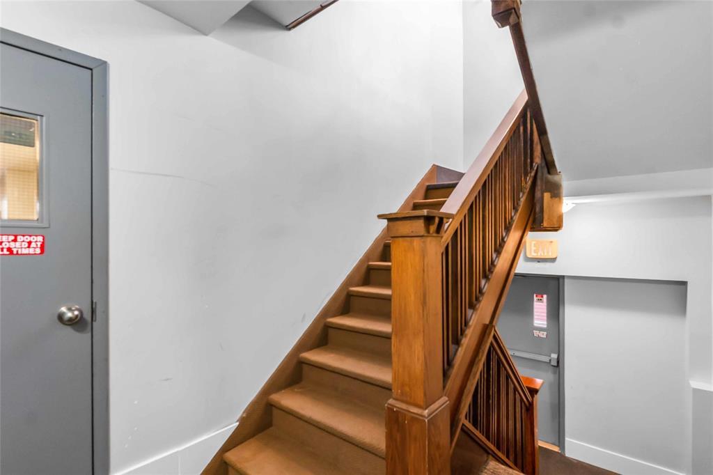 13 52 Fawcett Avenue