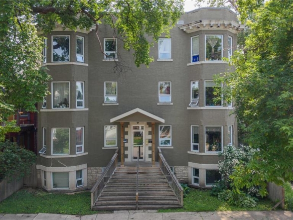 13 52 Fawcett Avenue