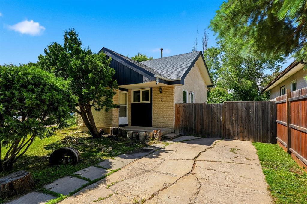 7 Haresford Crescent