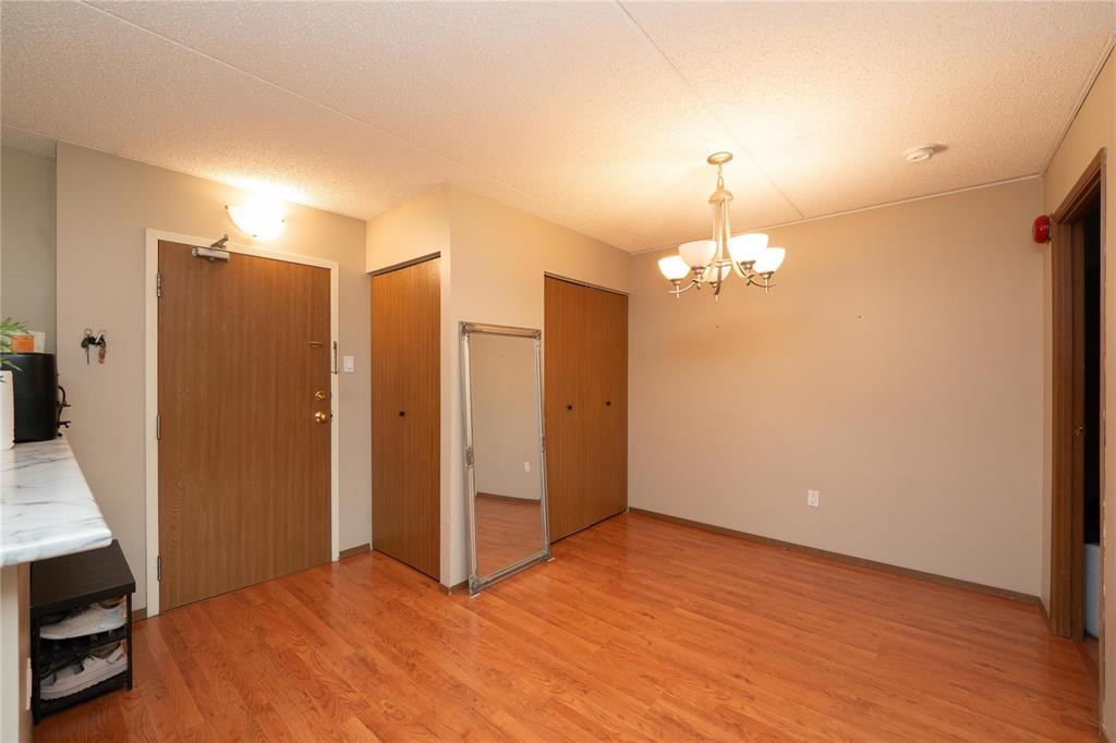 1312 70 Plaza Drive