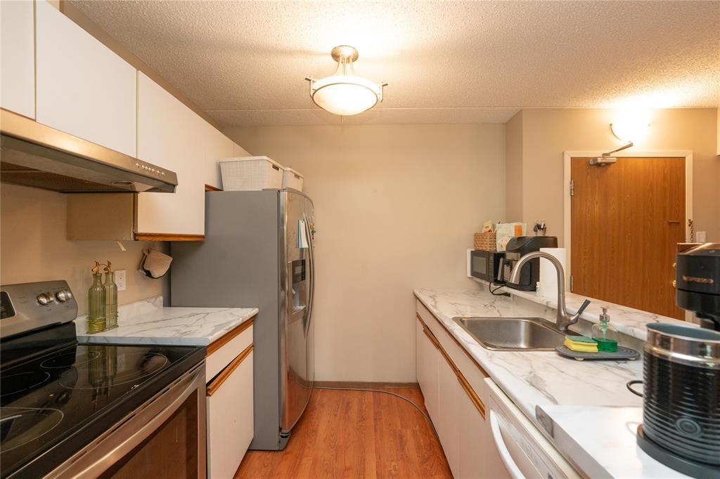1312 70 Plaza Drive