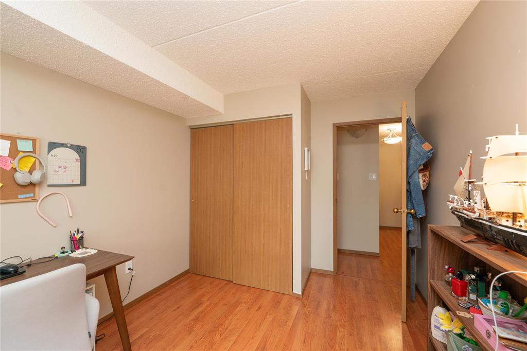 1312 70 Plaza Drive