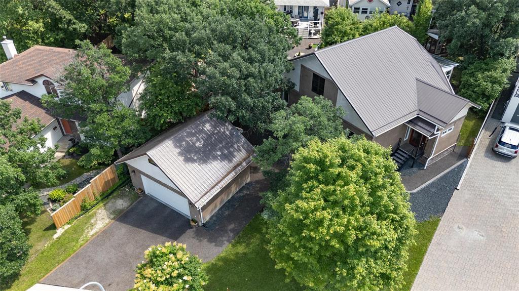 58 Sterling Avenue