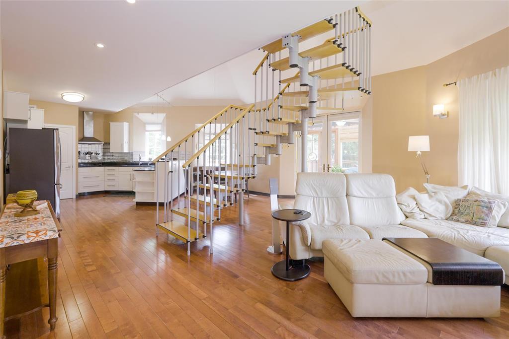 58 Sterling Avenue