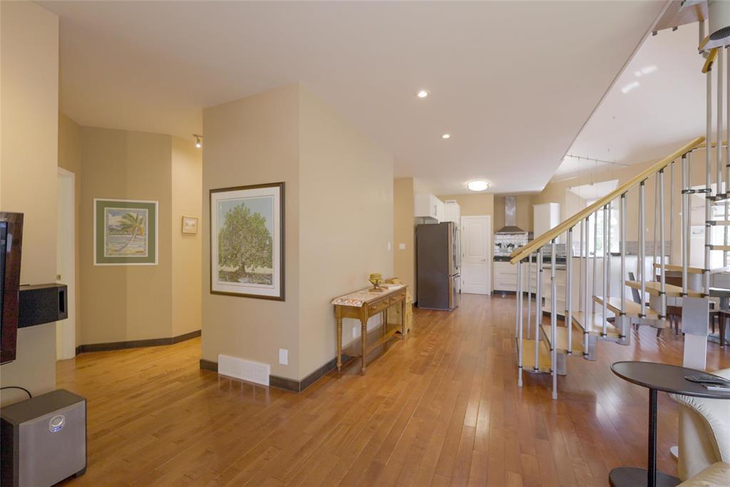 58 Sterling Avenue