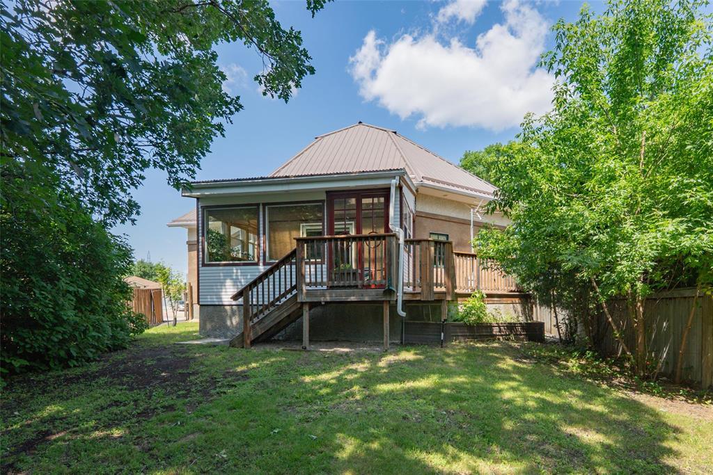 58 Sterling Avenue