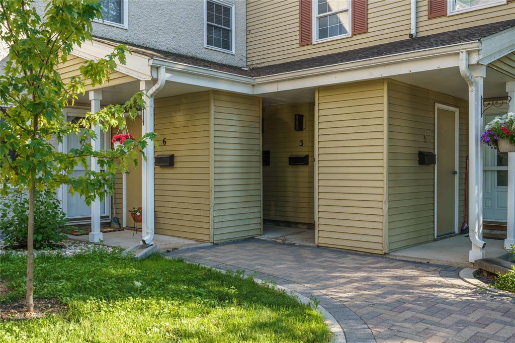 3 622 Kenaston Boulevard