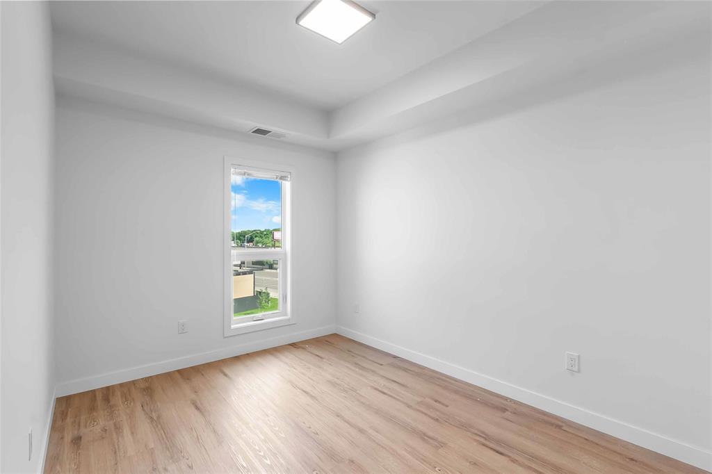 410 1133 Portage Avenue