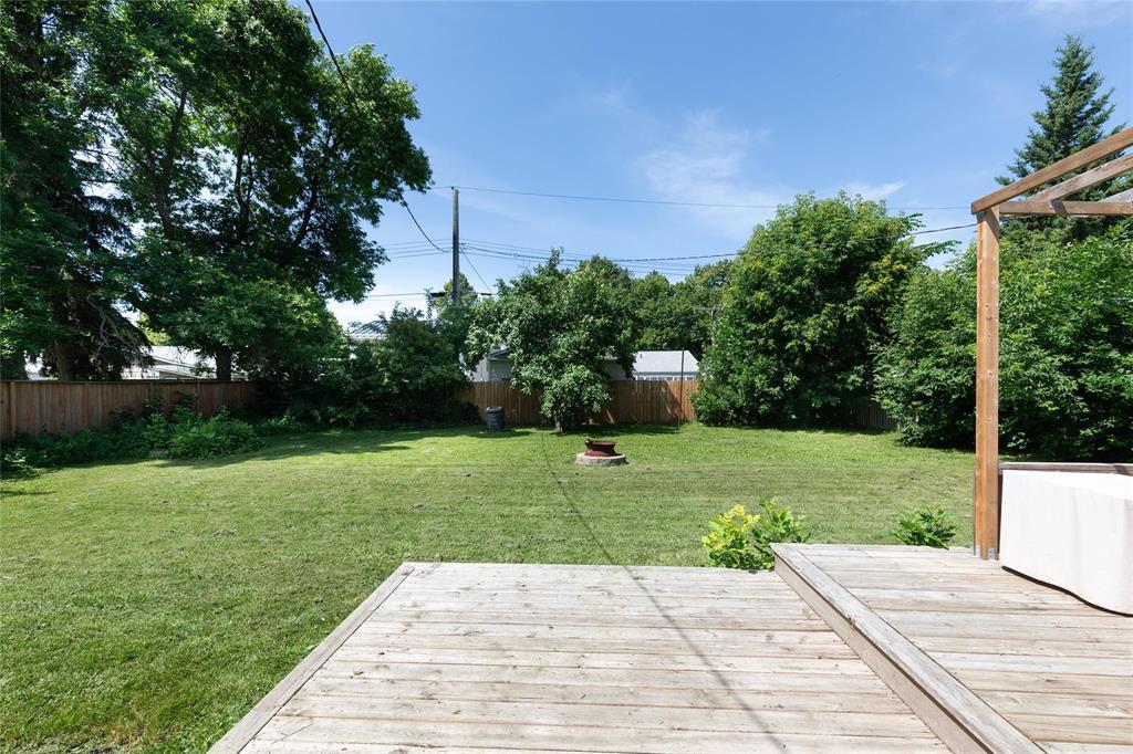 338 10th Street