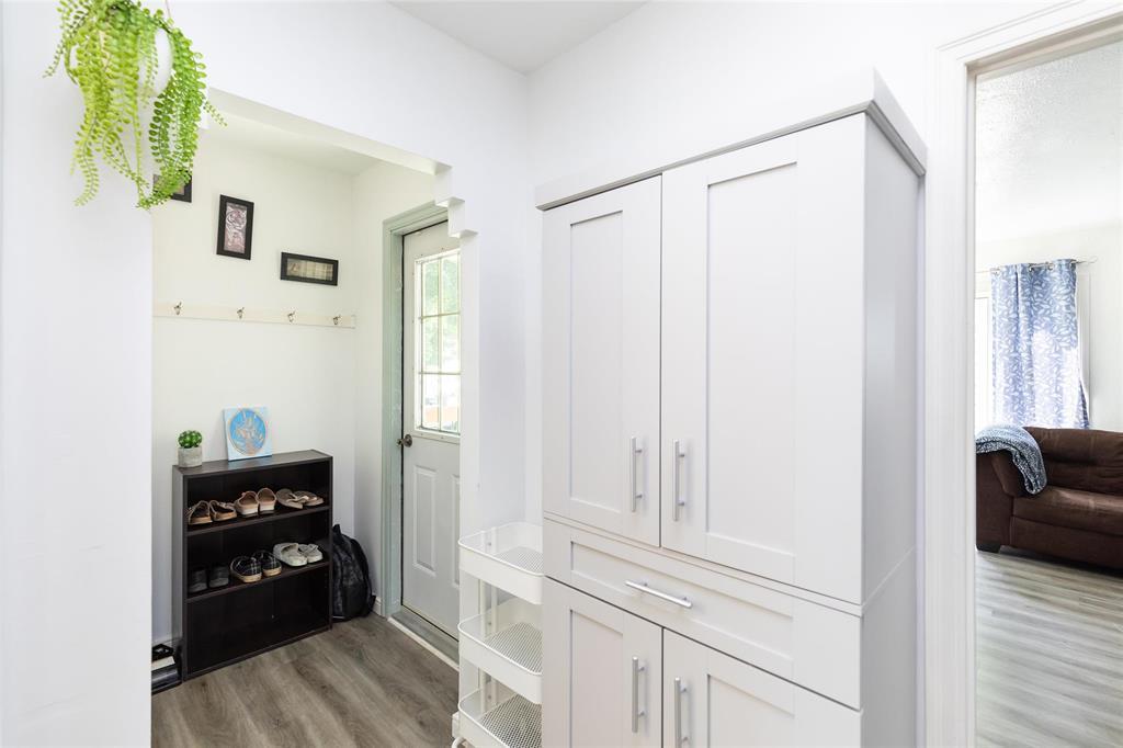 338 10th Street