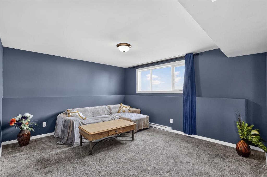 49 Parkhill Crescent