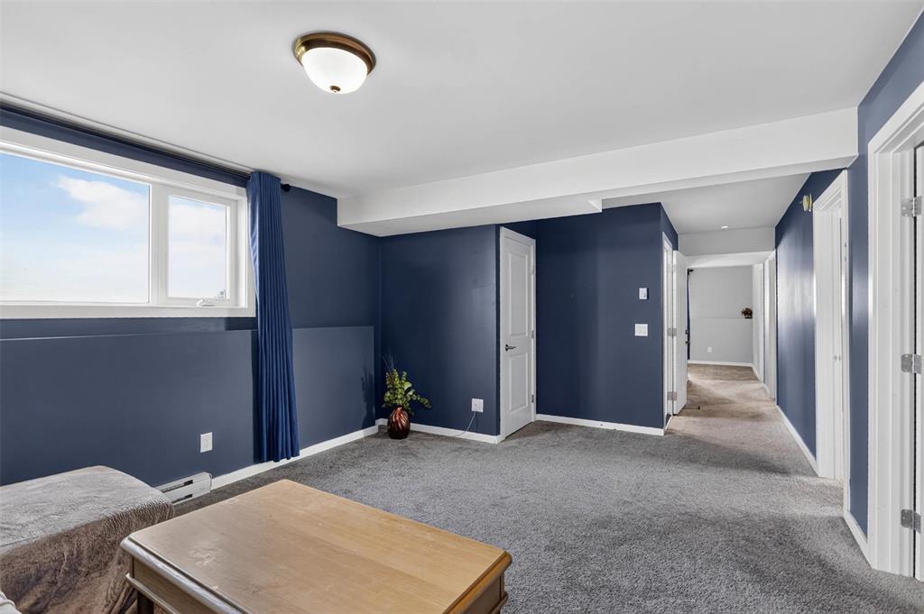 49 Parkhill Crescent