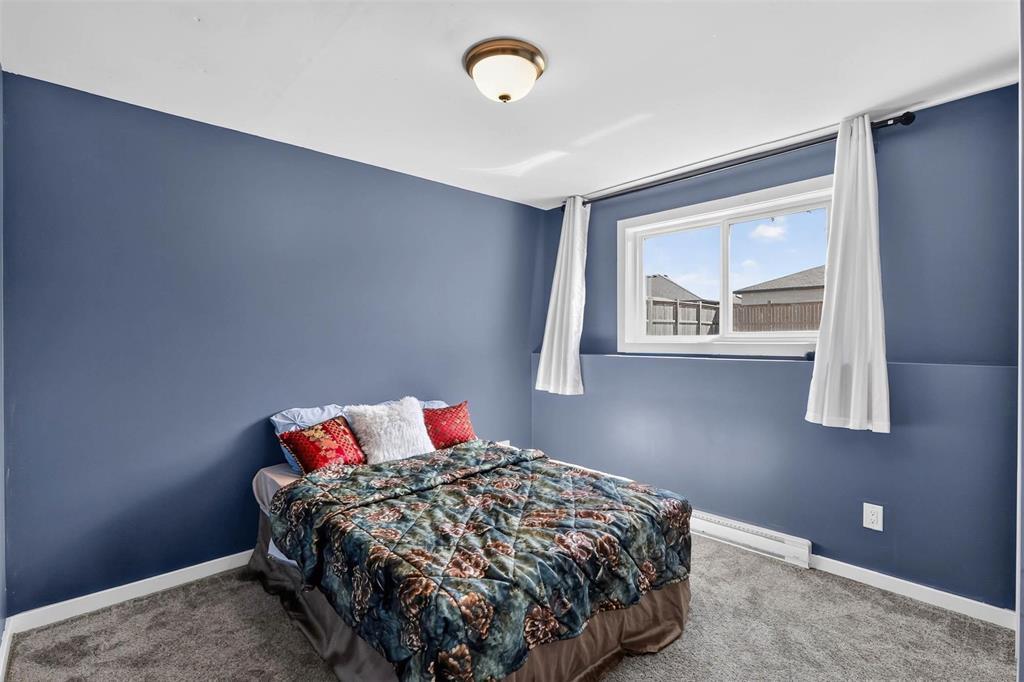 49 Parkhill Crescent