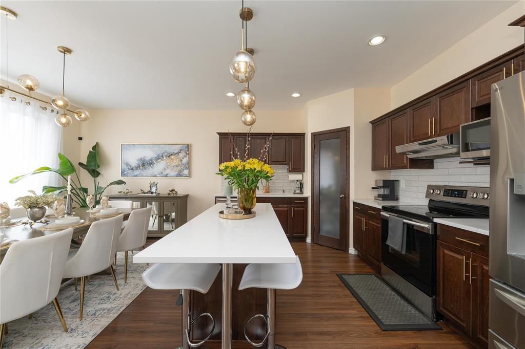 28 Maple Creek Road