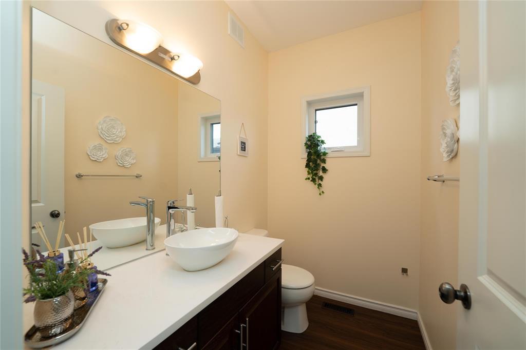 28 Maple Creek Road