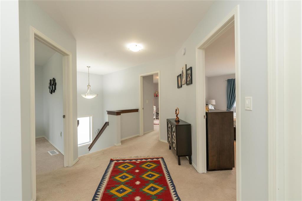 28 Maple Creek Road