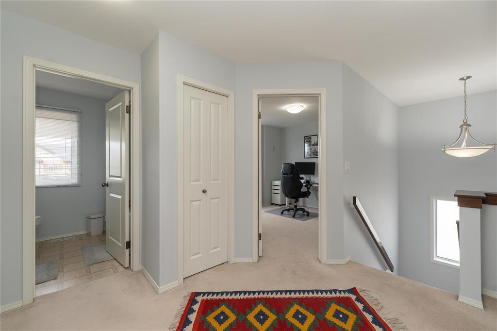 28 Maple Creek Road