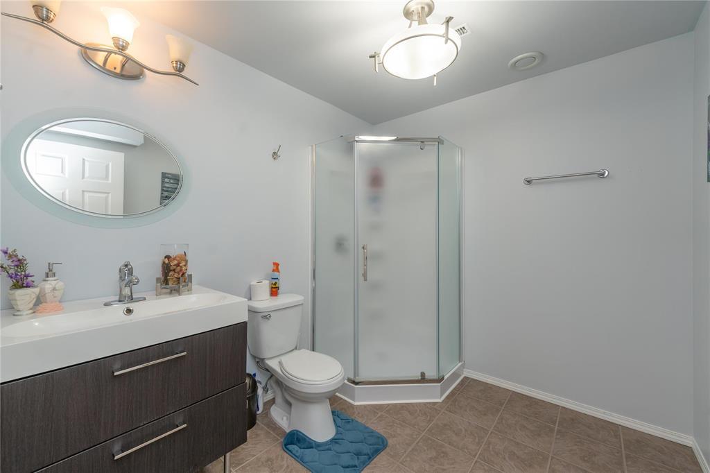 28 Maple Creek Road