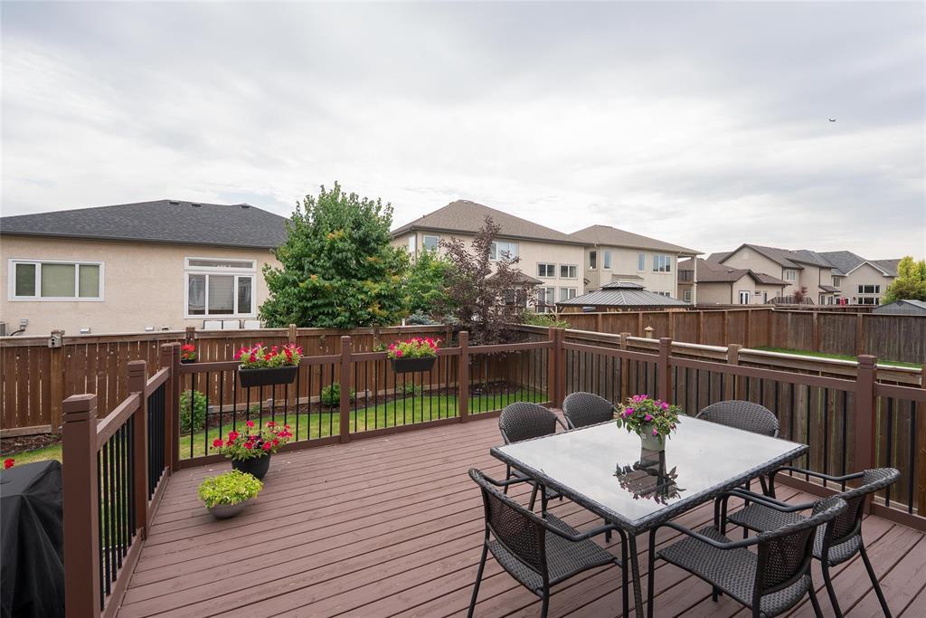 28 Maple Creek Road