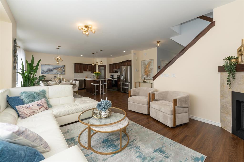 28 Maple Creek Road